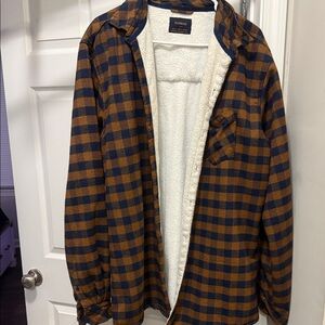 Nomad Navy and Brown Plaid Sherpa-Lined Shirt Jacket
